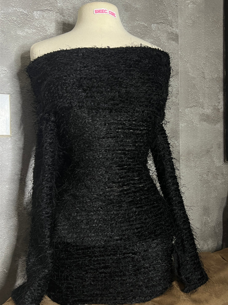 Black furry fold over top